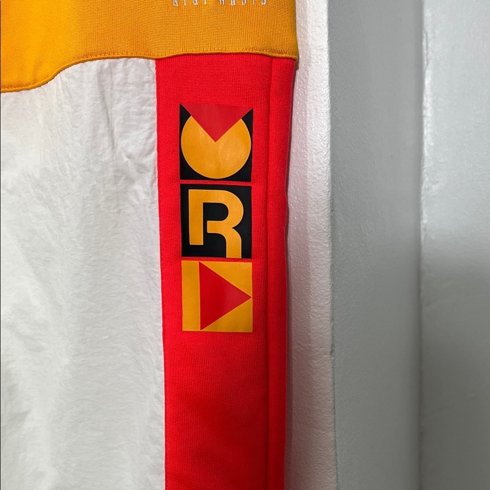Reebok X Gigi Hadid Joggers - Picture 6 of 17